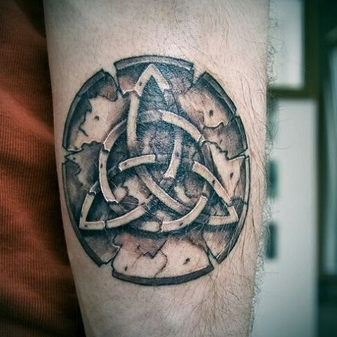 Danish Tattooz House - The Trinity Knot, also called the Triquetra, is one  of the most popular Celtic designs for tattoos. ... There are occasions  when the original symbol is drawn with