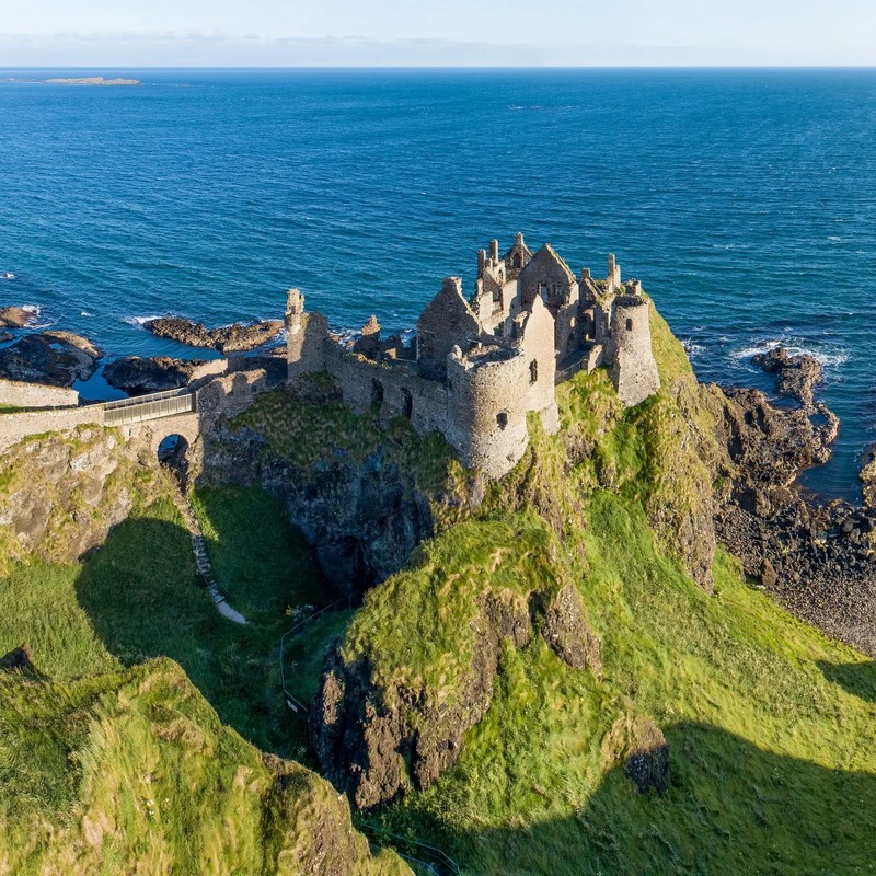Le château de Dunluce en Irlande du Nord