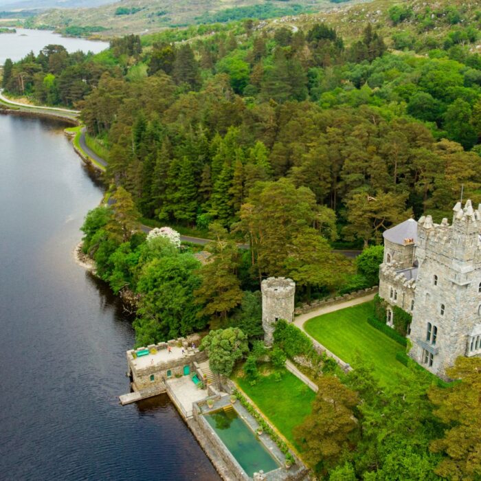 Glenveagh Castle linked by The Lakeside Walk - © MNstudio