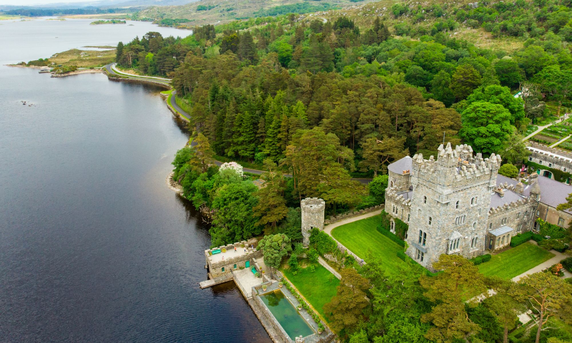 Glenveagh Castle linked by The Lakeside Walk - © MNstudio