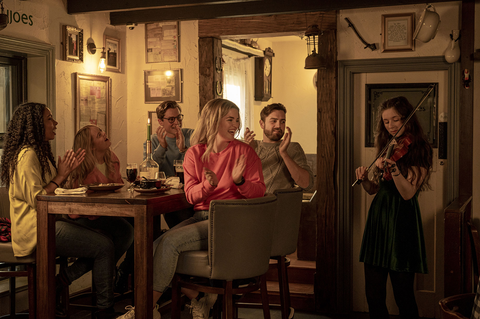 Une session de musique irlandaise dans un irish pub - © 2022 Rob Durston, All Rights Reserved