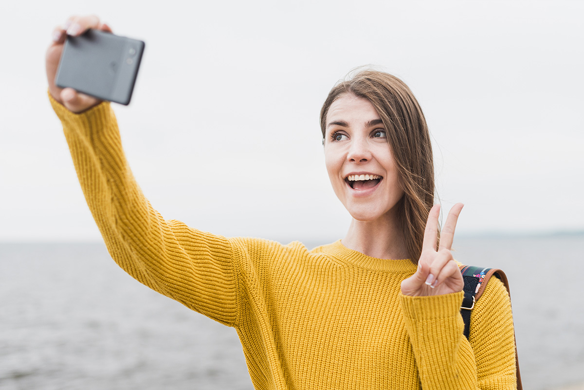 Esims in Ireland -Freepik