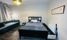 Double Bed Room in Shared house