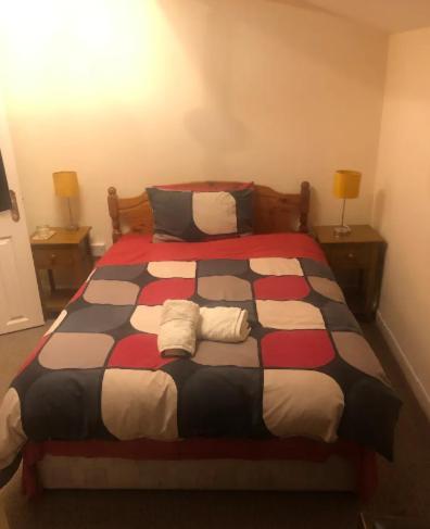 Private comfortable bedroom with ensuite