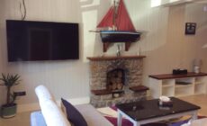 Roundstone Retreats Quayside luxury apt