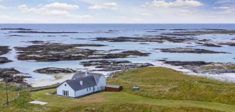 The Beach House Aillebrack