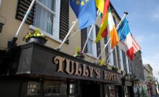 Tully’s Hotel