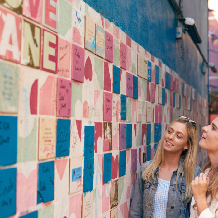 Love Lane at Temple Bar - Fionn McCann - Fáilte Ireland