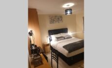 private-ensuite-room Limerick city stay