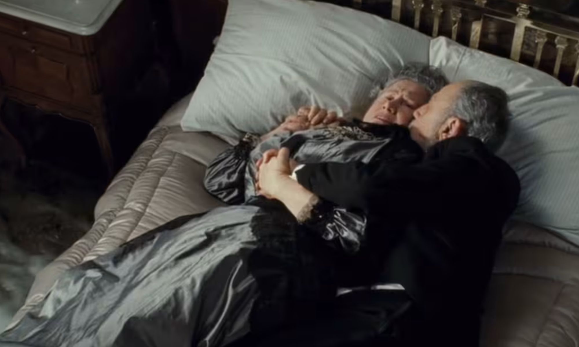 Isidor and Ida Straus in James Cameron's film Titanic