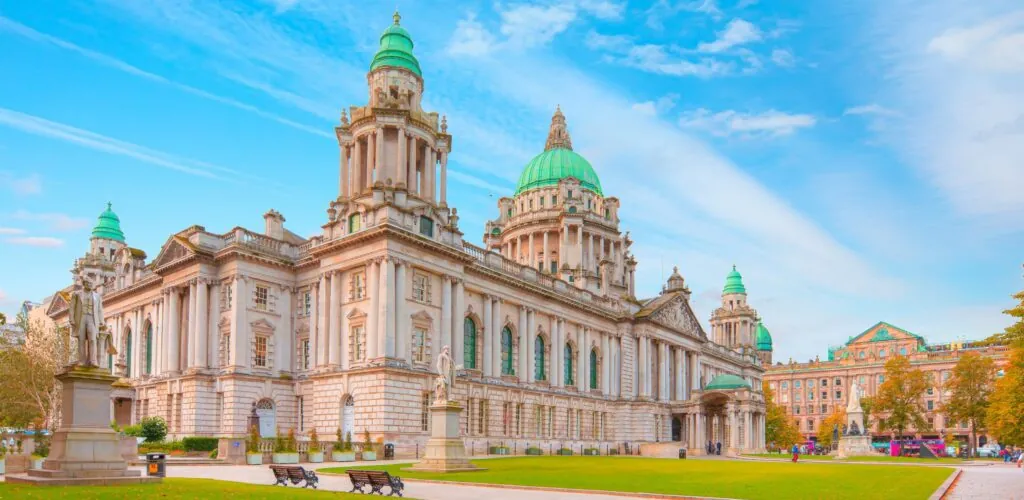 Top 5 free things to do in Belfast! 2 Belfast City Hall - © muratart
