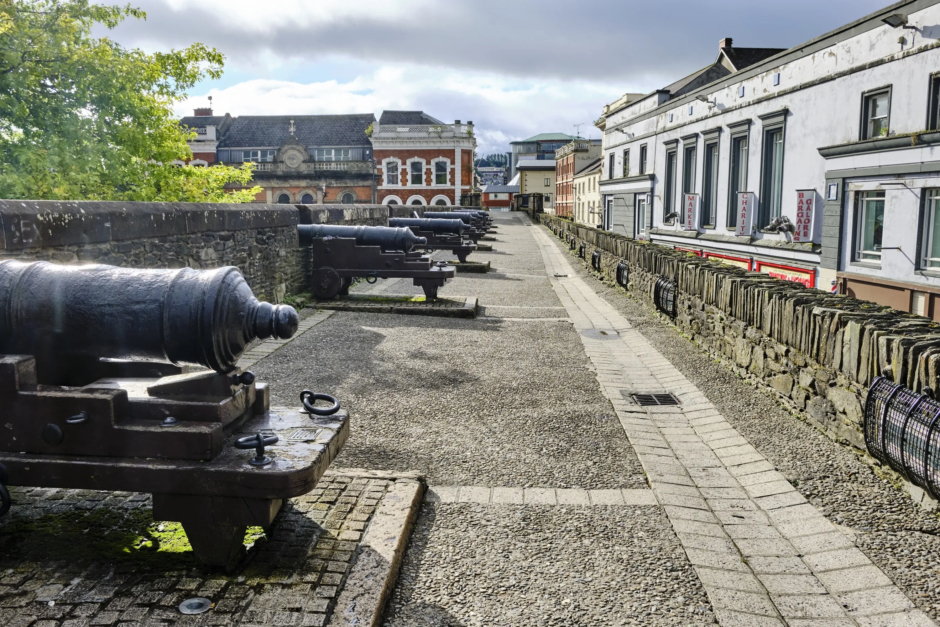 Derry walls - © Davide