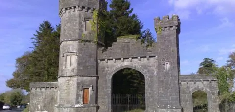 knockdrin castle 1 scaled