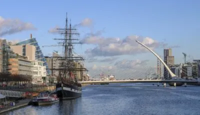 The replica of the Jeanie Johnston in Dublin - © Irina