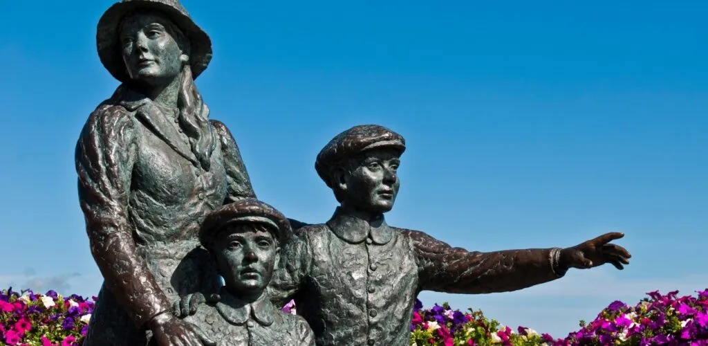 annie moore memorial