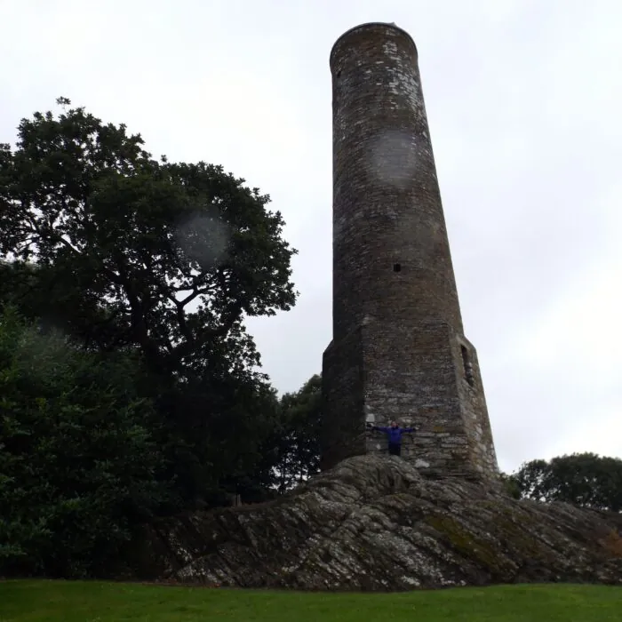 kinneigh round tower 1 scaled