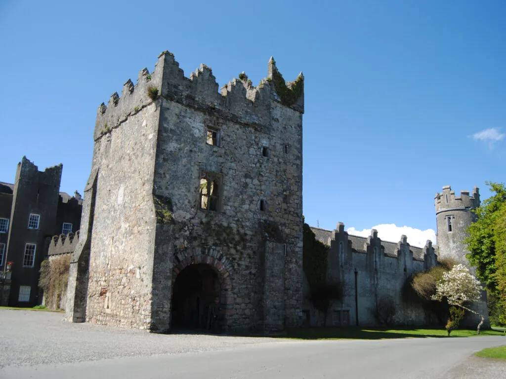 howth castle 1