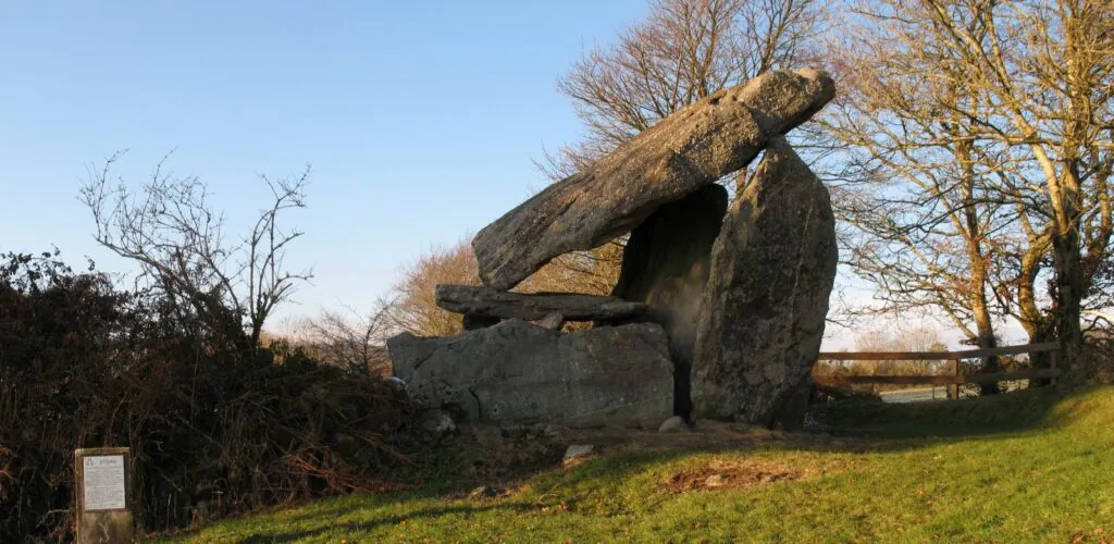 kilmogue dolmen scaled
