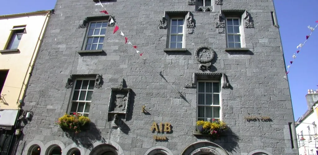 lynch castle 1