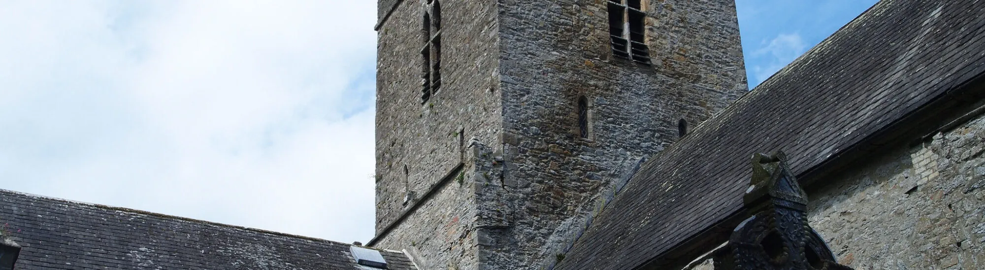 La St Flannan's Cathedral - Lindy Buckley - cc