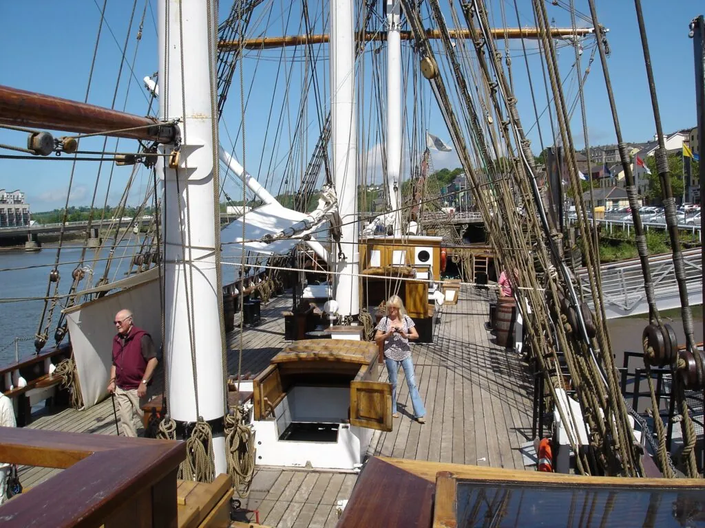 dunbrody famine ship 1 scaled