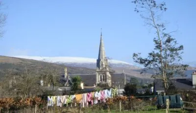 holly cross church scaled