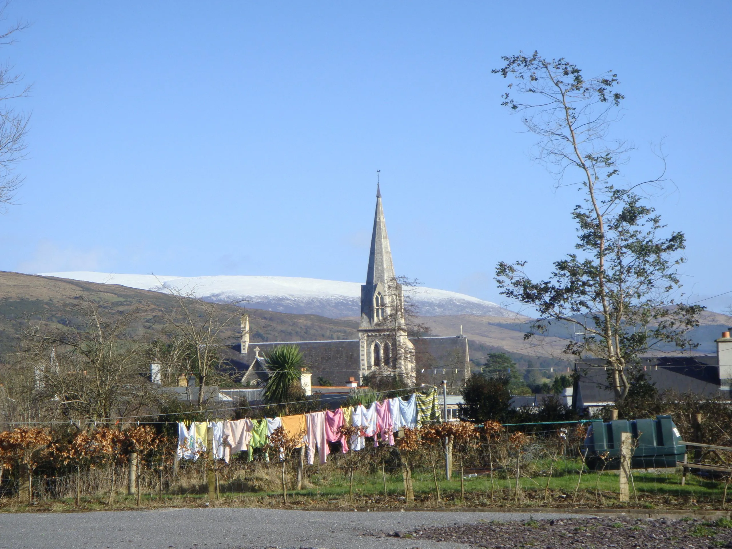 holly cross church scaled