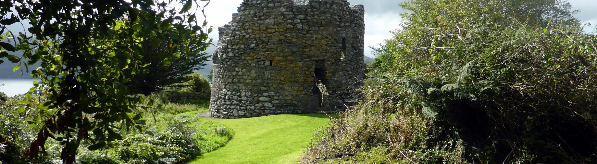 The Parkavonear Castle