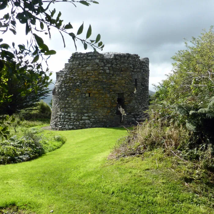 parkavonear castle