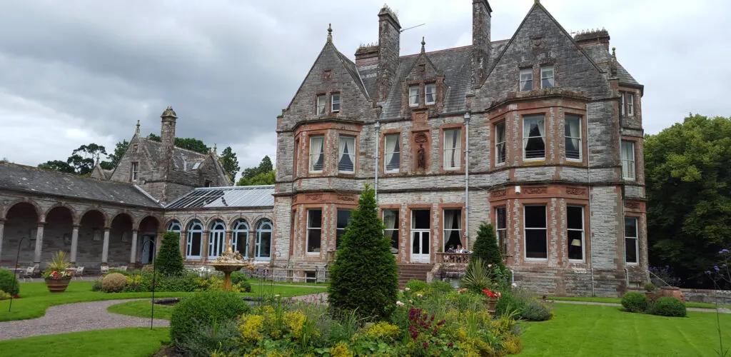 The Castle Leslie - malavoda - cc