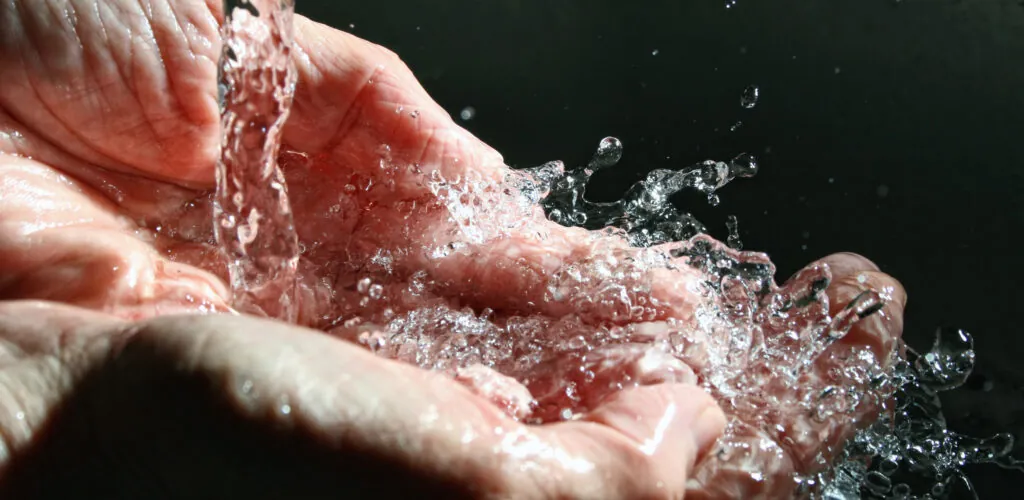 Ireland: no more free water!