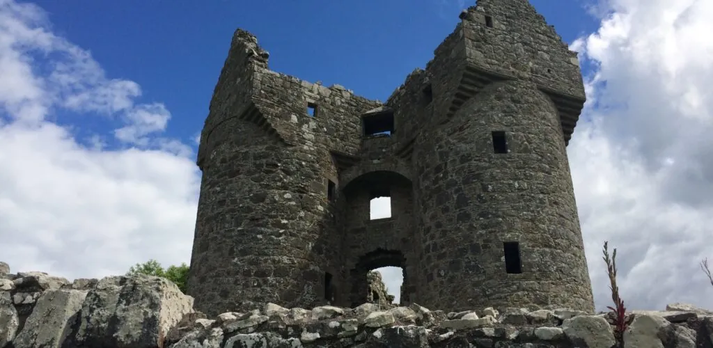 monea castle 1