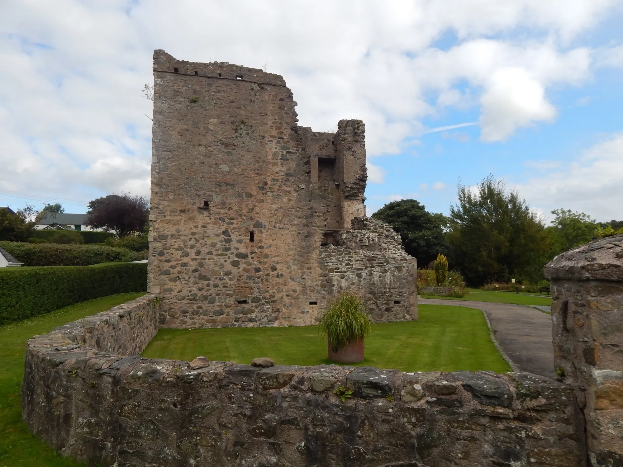 quoile castle 1