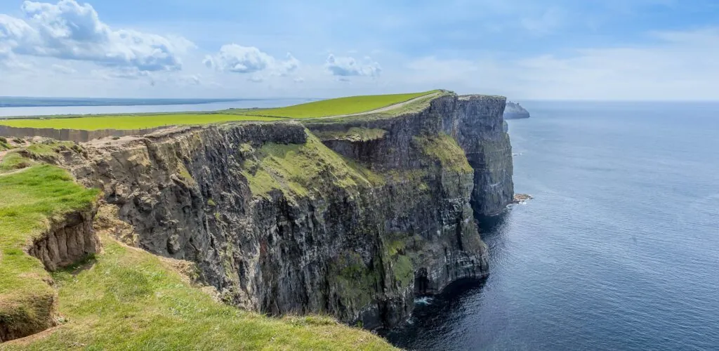 When to go to Ireland?
