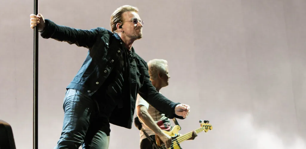 U2: discover their new clip about Northern Ireland!