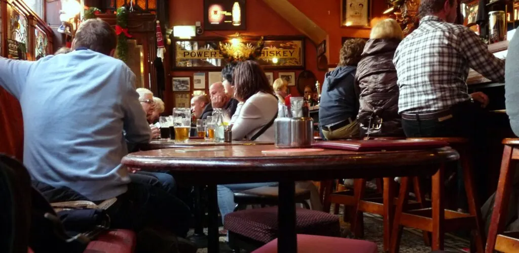 COVID-19: Ireland Delays Phase 4 and Postpones Reopening of Its Irish Pubs