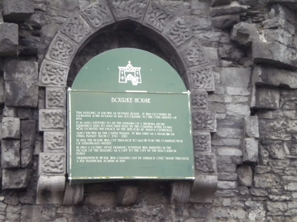 bourke house 1