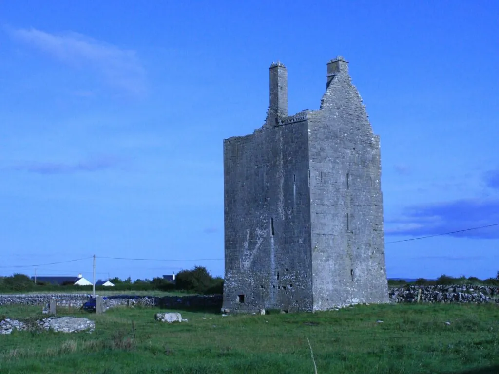 drumharsna castle scaled