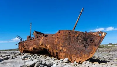 The MV Plassy 1 Rusting wreck of the MV Plassy on the rocks of Inis Oírr