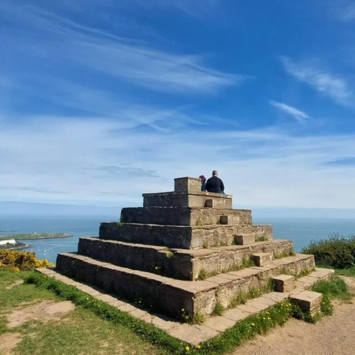 The Wishing Stone (The Pyramid on Killiney Hill) - © Paola Floris, Fáilte Ireland