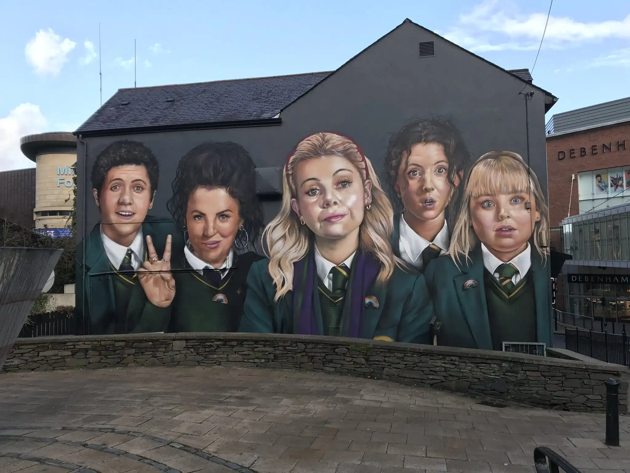 derry girls mural 1