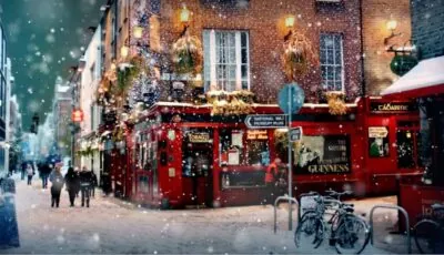 It's already Christmas in Dublin's Temple Bar