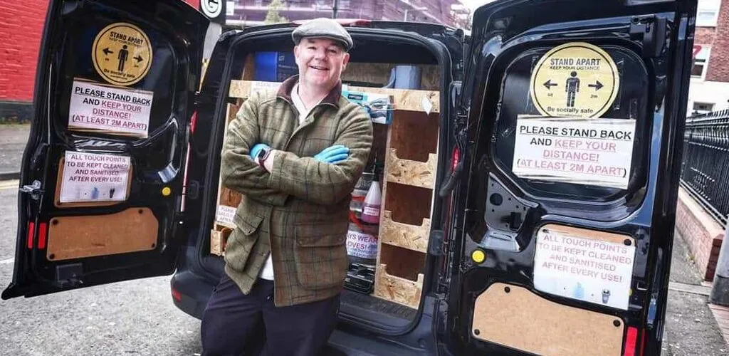 COVID-19: A Belfast Irish Pub Delivers Pints of Guinness to Your Door During Lockdown!