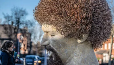 luke kelly statue guild street dublin 1