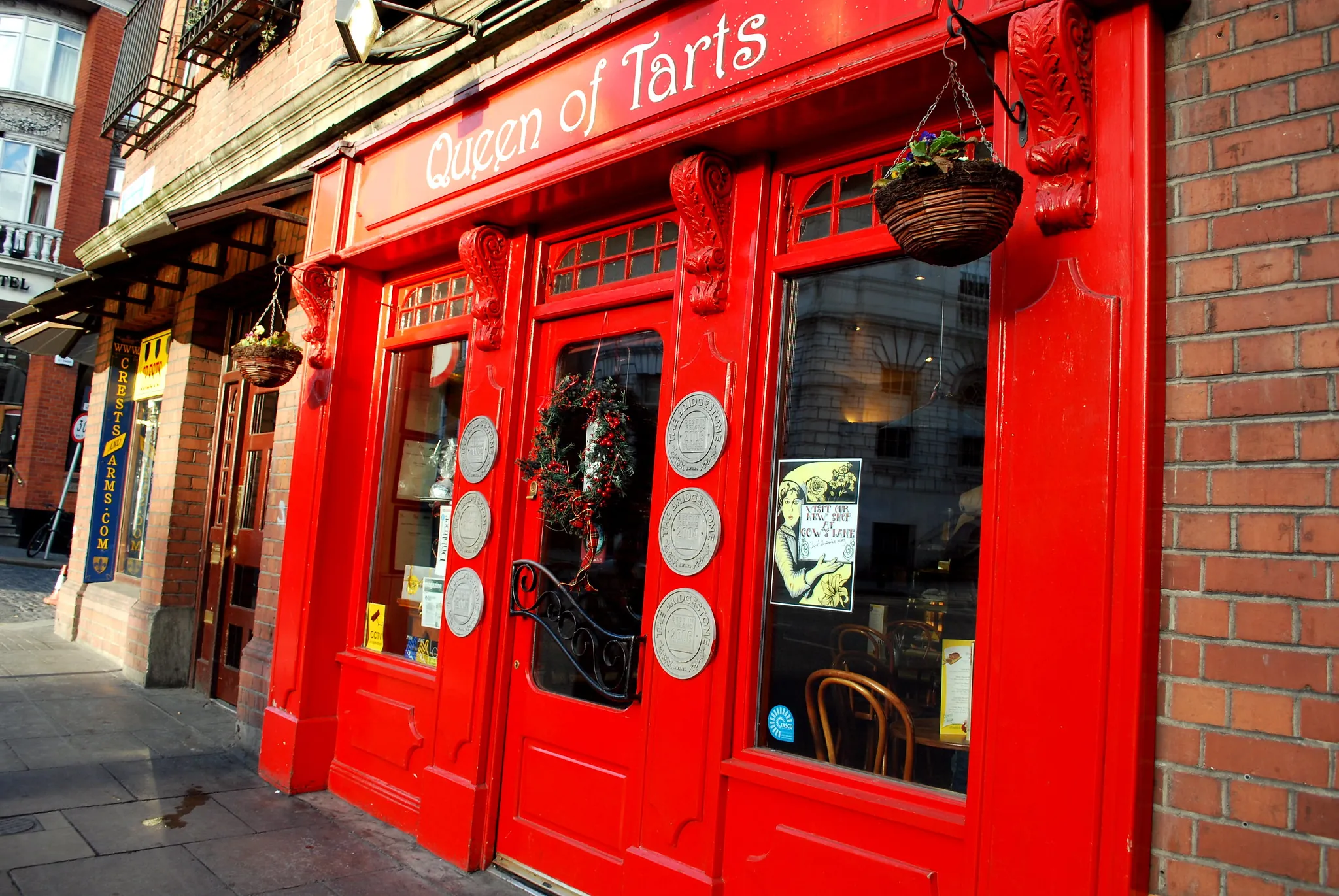 The front of Queen of Tarts - Laura LaRose - cc