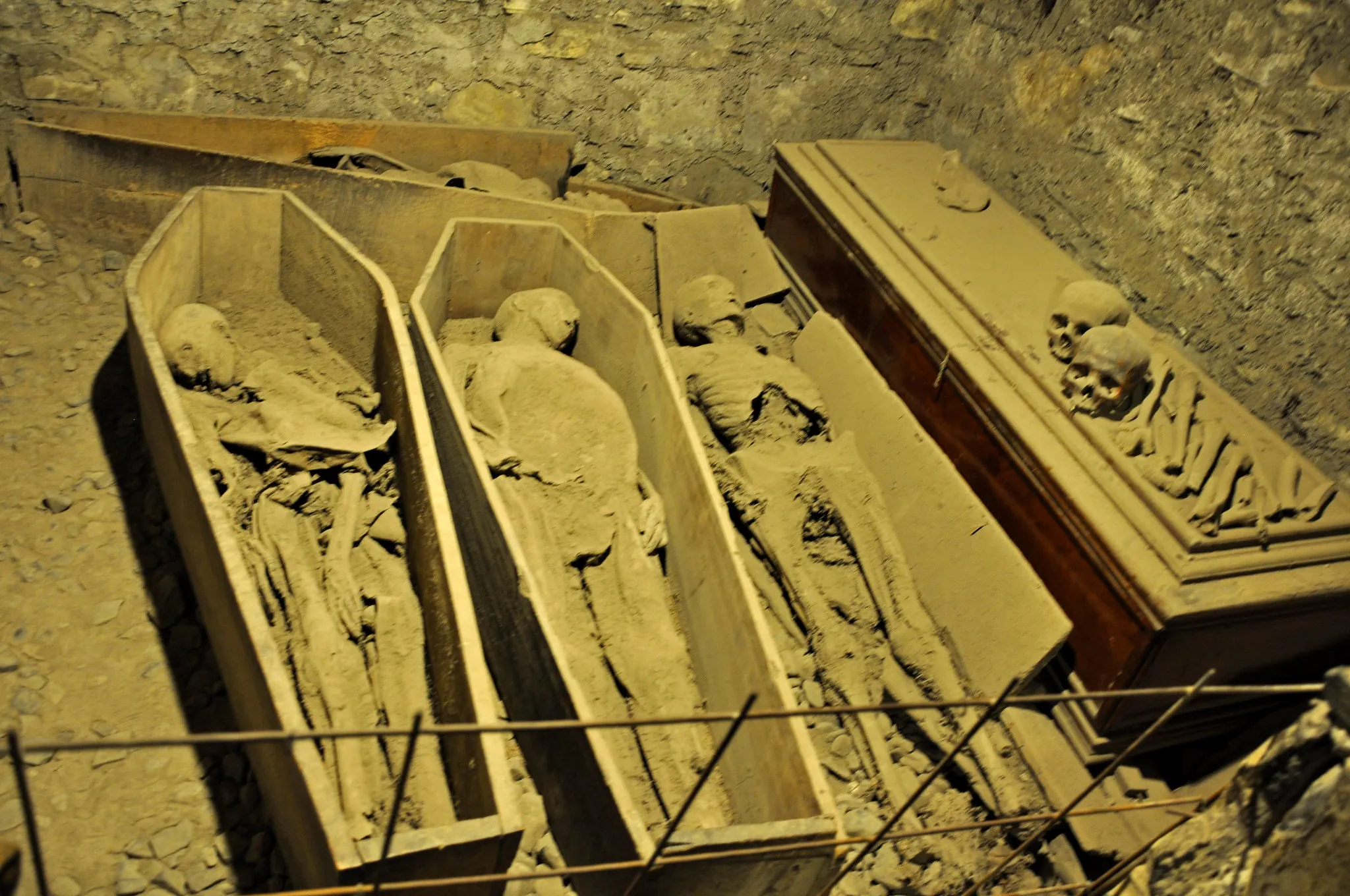 The mommified bodies of St Michan's church - Jennifer Boyer - cc