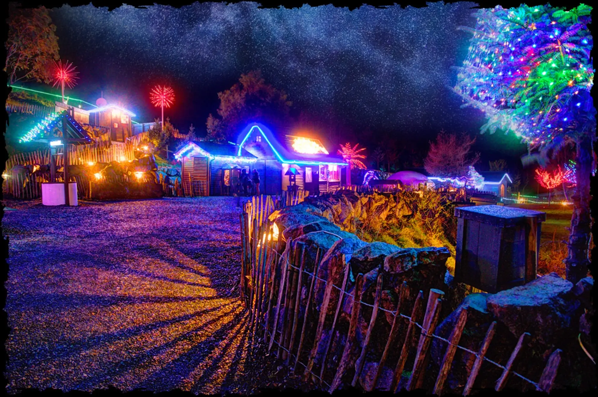 santas cottage 2