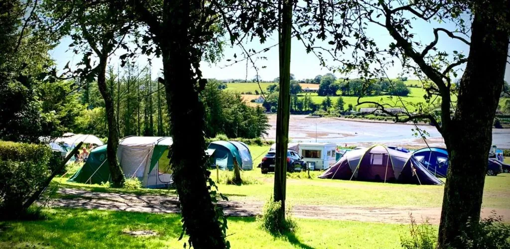 desert house caravan camping park