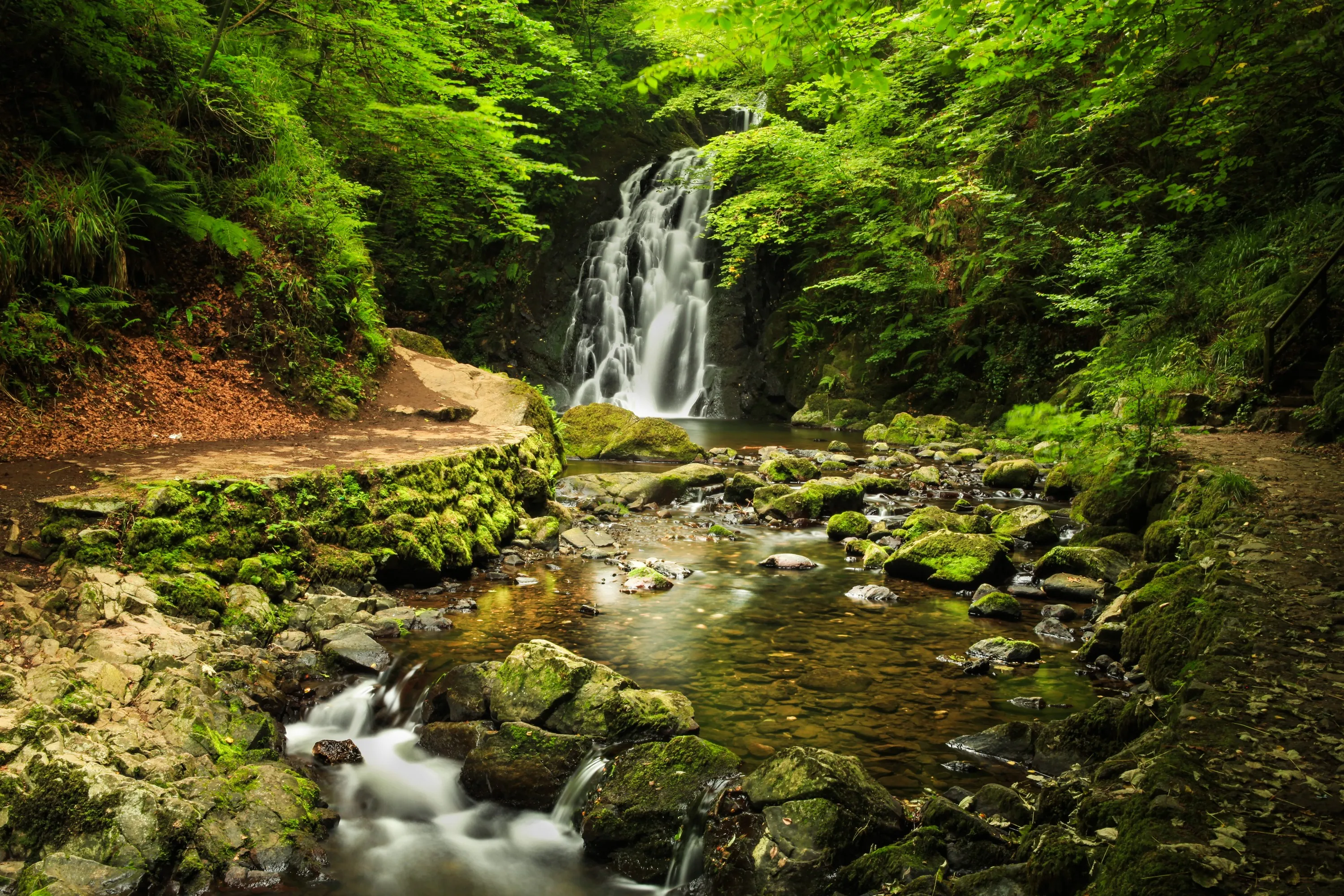 Glenoe waterfall