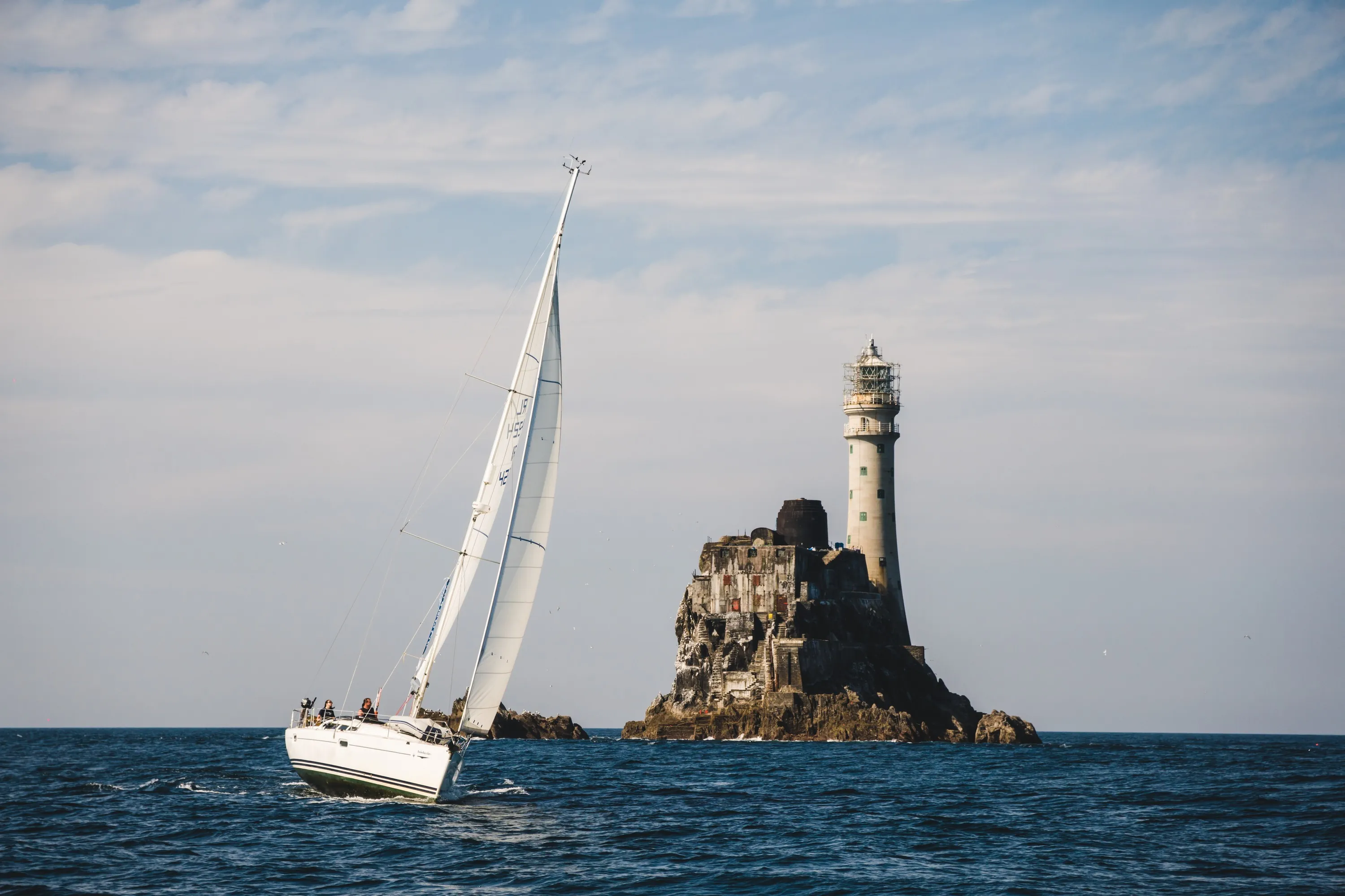 voilier fastnet rock